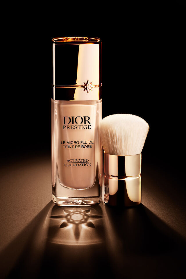 Rose honey nourishing essence liquid foundation